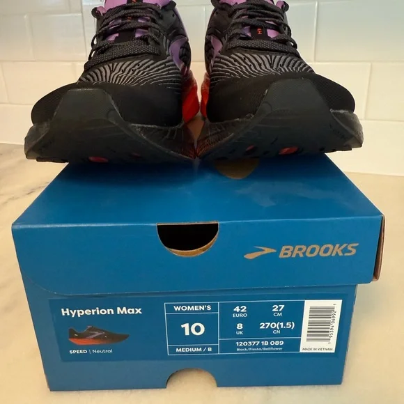 Brooks Women's Hyperion Max - Picture 2 of 6
